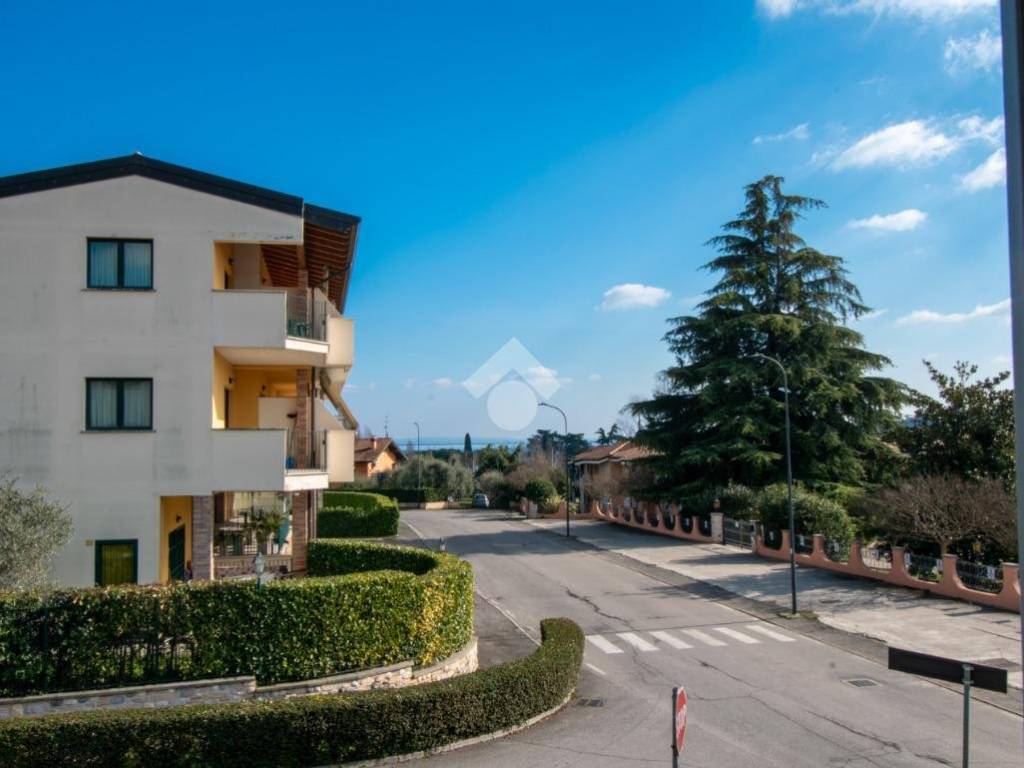 appartamento in vendita a Padenghe sul Garda