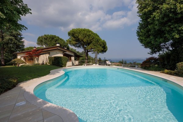 casa indipendente in vendita a Padenghe sul Garda