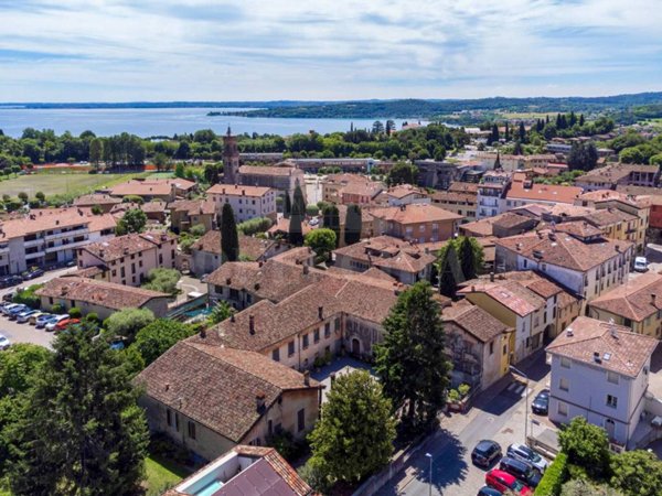 casa indipendente in vendita a Padenghe sul Garda