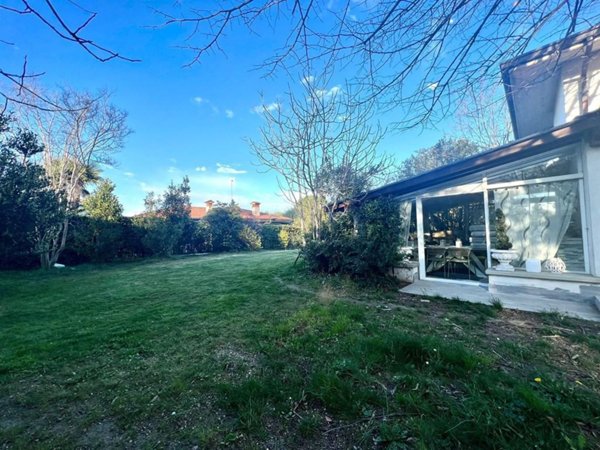 casa indipendente in vendita a Padenghe sul Garda