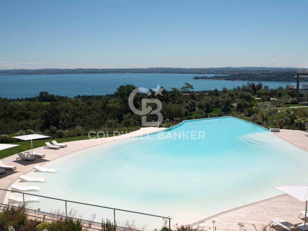 casa indipendente in vendita a Padenghe sul Garda