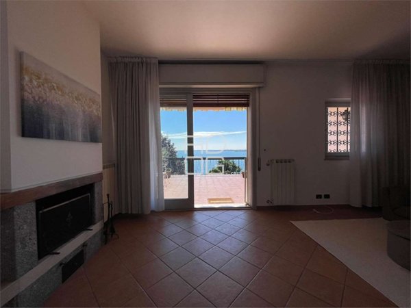 casa indipendente in vendita a Padenghe sul Garda