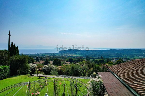 casa indipendente in vendita a Padenghe sul Garda