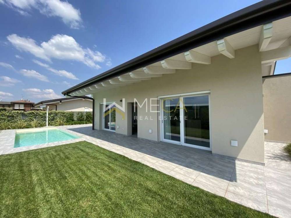 casa indipendente in vendita a Padenghe sul Garda
