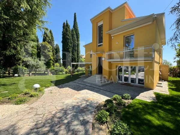 appartamento in vendita a Padenghe sul Garda