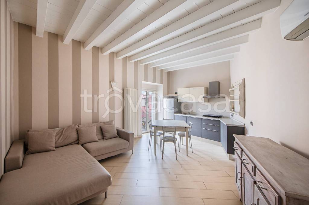 appartamento in vendita a Padenghe sul Garda