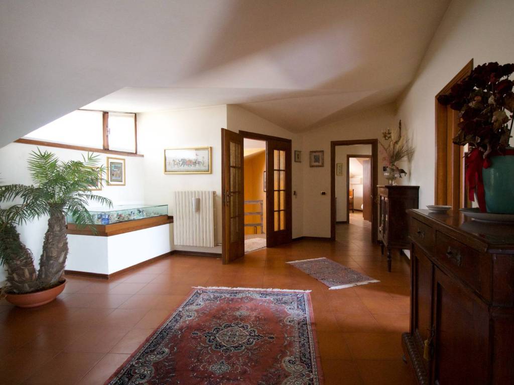 appartamento in vendita a Padenghe sul Garda