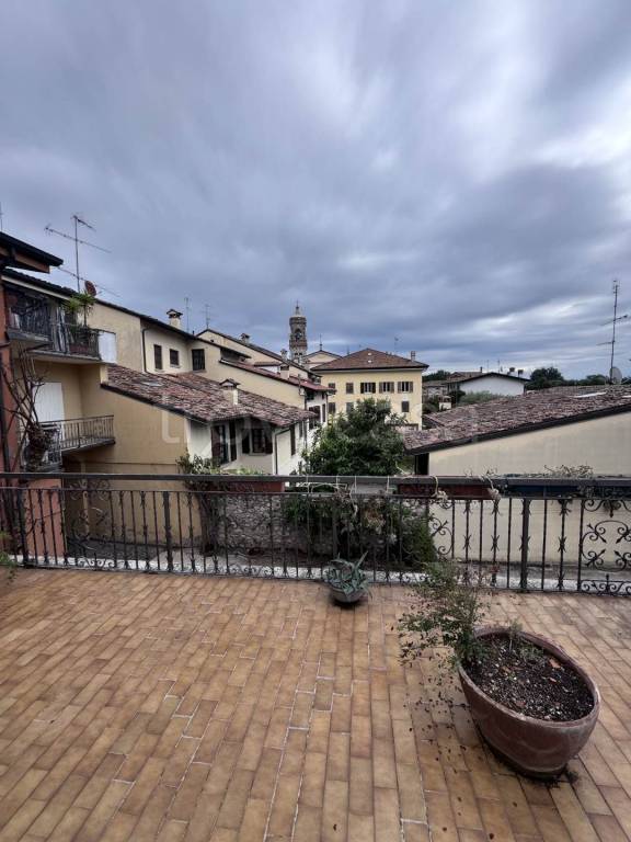 appartamento in vendita a Padenghe sul Garda