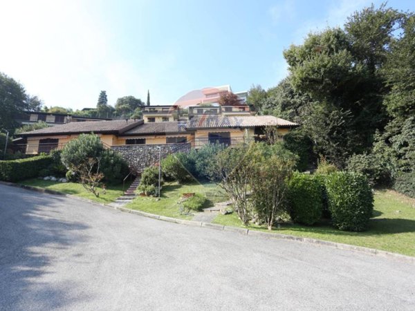 appartamento in vendita a Padenghe sul Garda