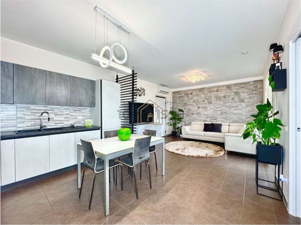 appartamento in vendita a Padenghe sul Garda