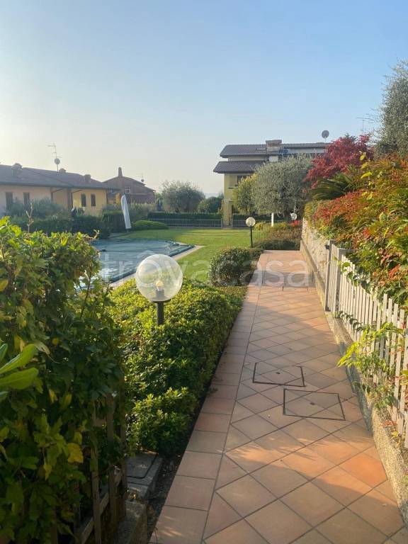 appartamento in vendita a Padenghe sul Garda