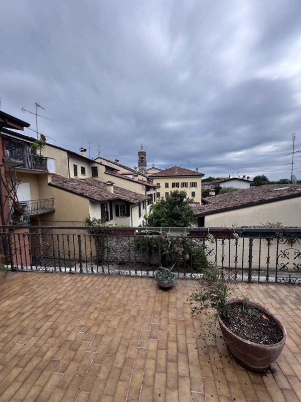 appartamento in vendita a Padenghe sul Garda