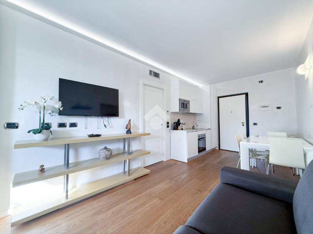 appartamento in vendita a Padenghe sul Garda