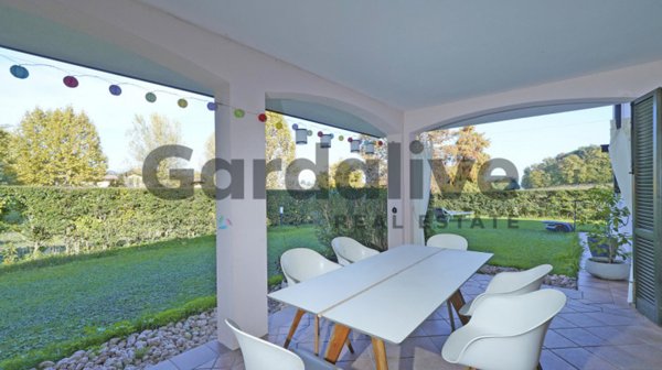 casa indipendente in vendita a Padenghe sul Garda