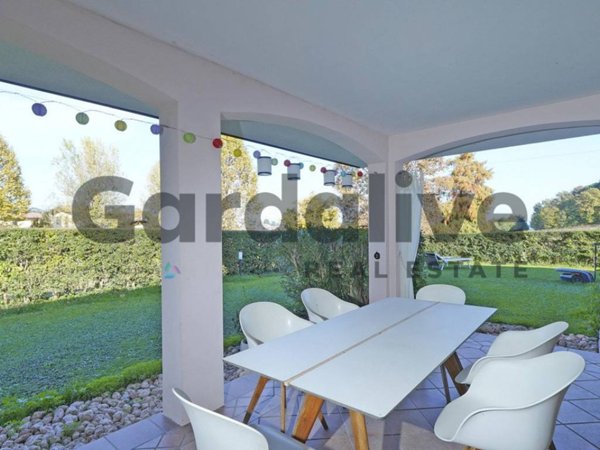 casa indipendente in vendita a Padenghe sul Garda