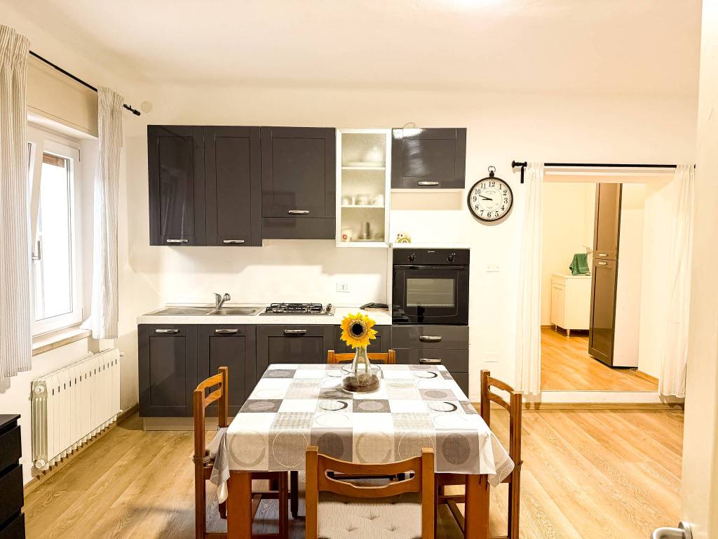 appartamento in vendita a Padenghe sul Garda