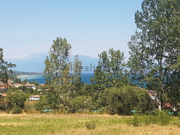 terreno edificabile in vendita a Padenghe sul Garda