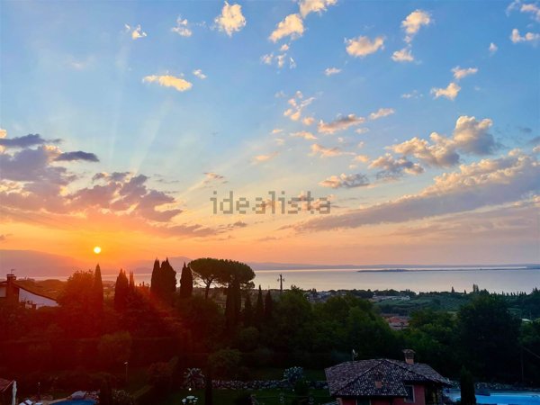 casa indipendente in vendita a Padenghe sul Garda
