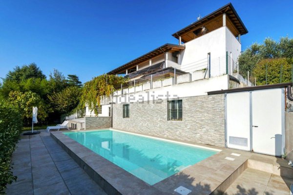 casa indipendente in vendita a Padenghe sul Garda
