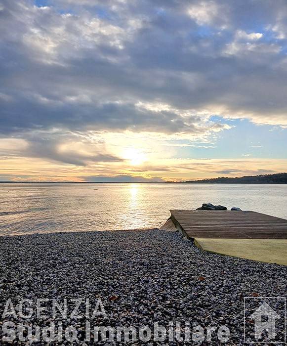 villa in vendita a Padenghe sul Garda