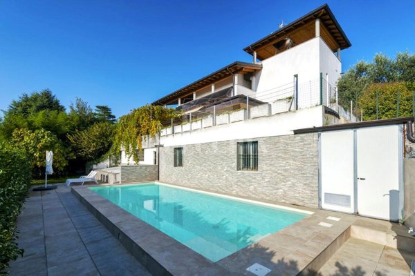 casa indipendente in vendita a Padenghe sul Garda