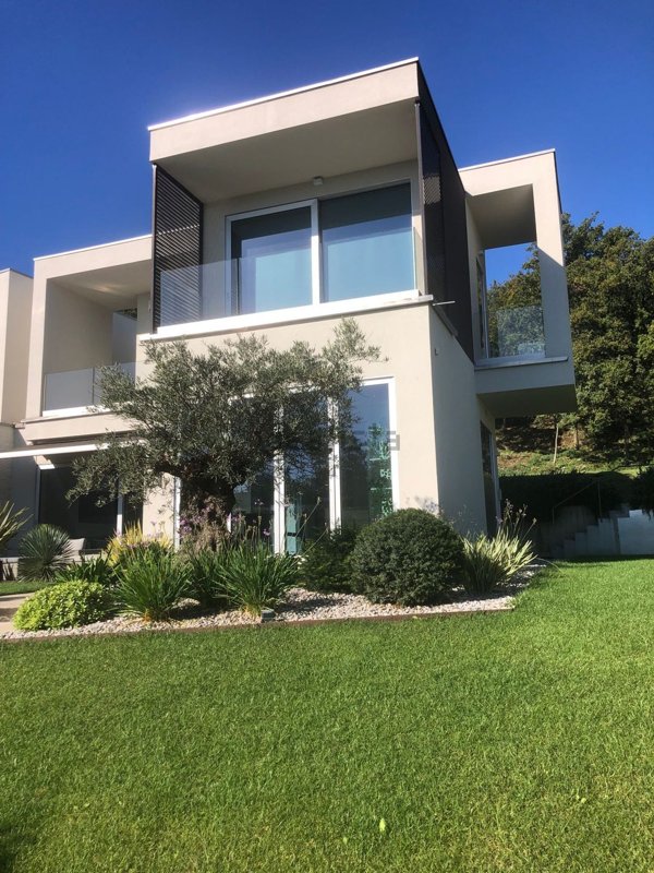 casa indipendente in vendita a Padenghe sul Garda