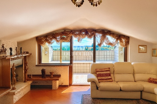 appartamento in vendita a Padenghe sul Garda