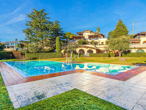 casa indipendente in vendita a Padenghe sul Garda