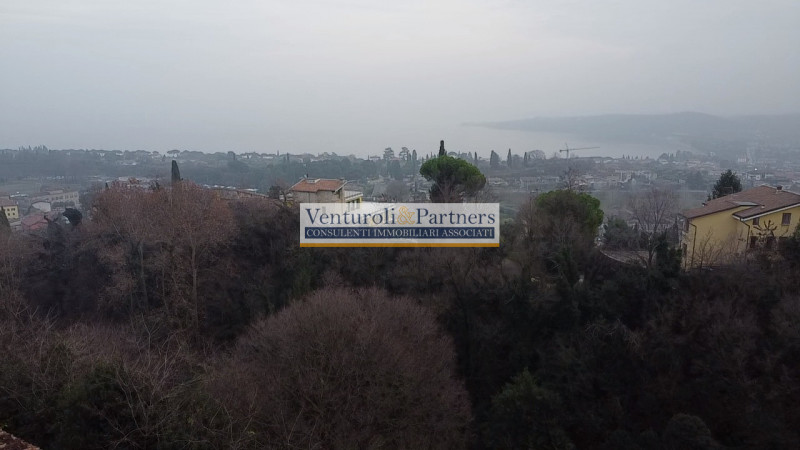 casa indipendente in vendita a Padenghe sul Garda