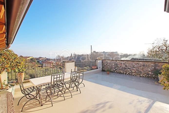 appartamento in vendita a Padenghe sul Garda