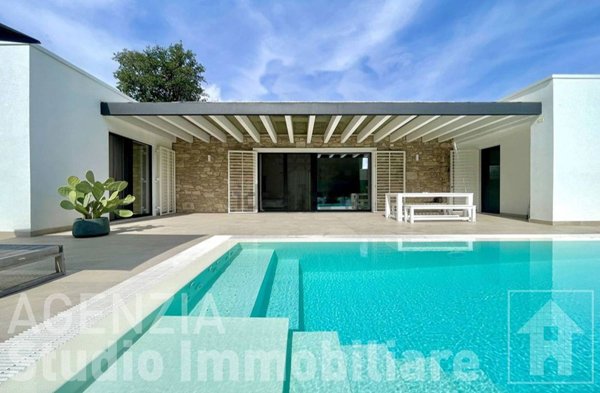 casa indipendente in vendita a Padenghe sul Garda