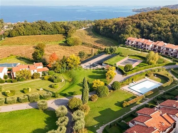 appartamento in vendita a Padenghe sul Garda