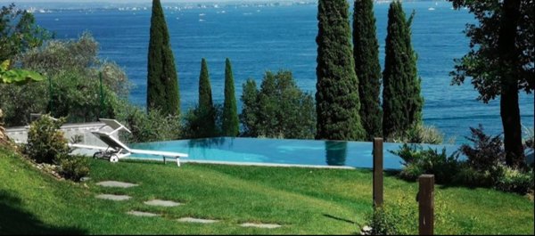 casa indipendente in vendita a Padenghe sul Garda