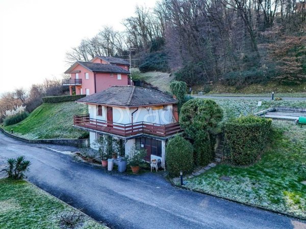 casa indipendente in vendita a Padenghe sul Garda
