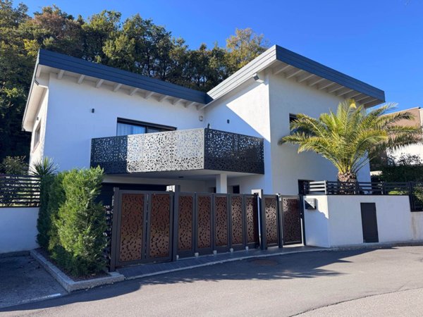 casa indipendente in vendita a Padenghe sul Garda