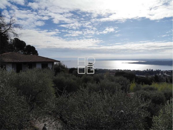 casa indipendente in vendita a Padenghe sul Garda
