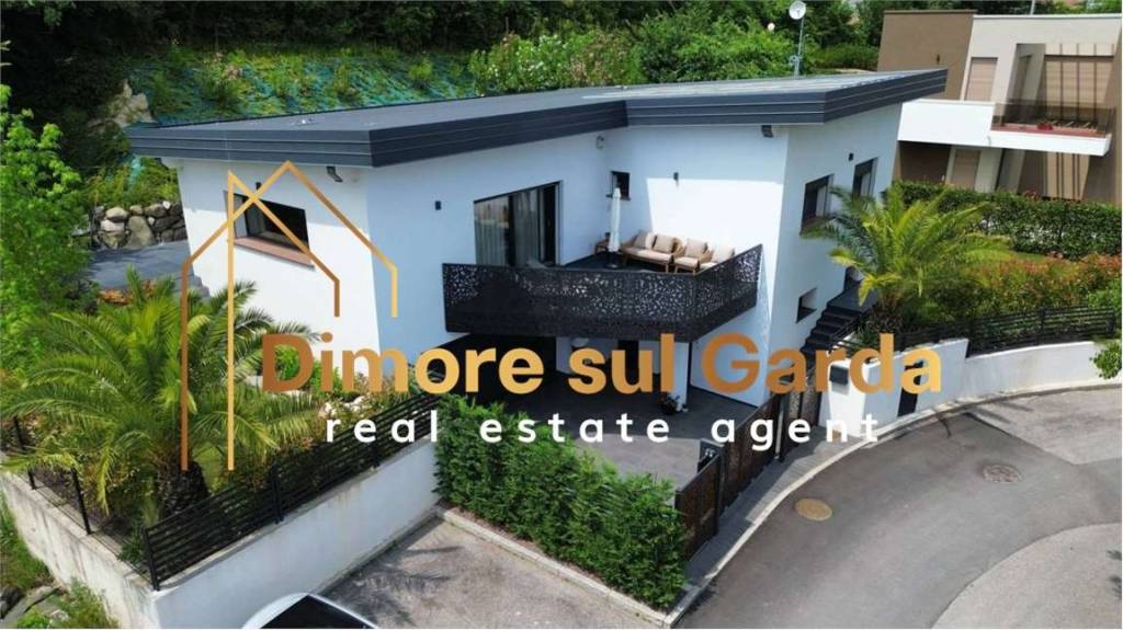 casa indipendente in vendita a Padenghe sul Garda