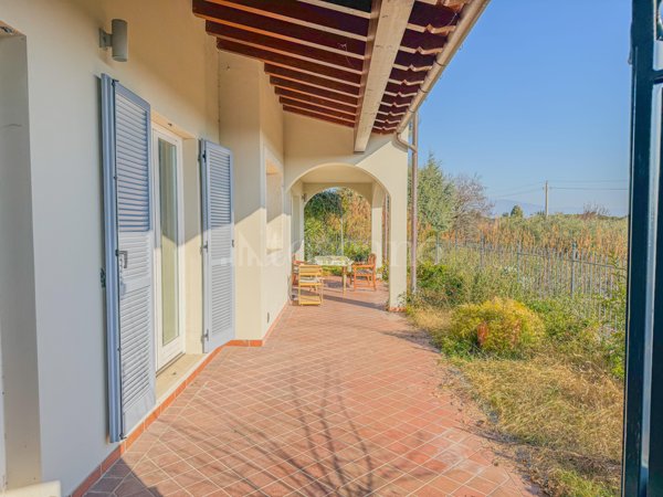 casa indipendente in vendita a Padenghe sul Garda