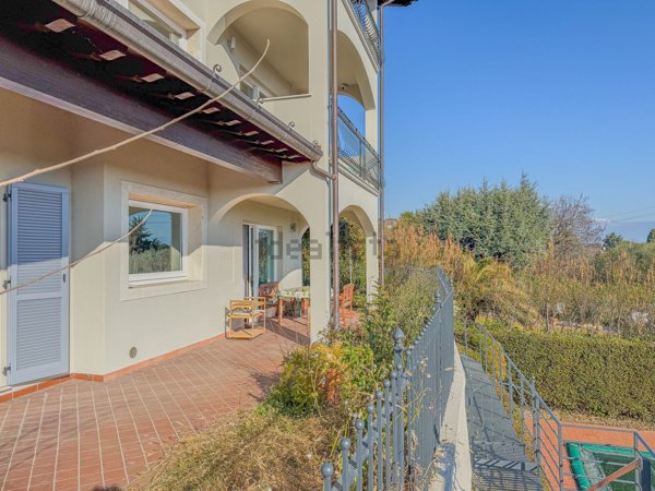 appartamento in vendita a Padenghe sul Garda