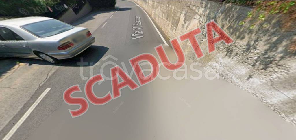 locale commerciale in vendita a Padenghe sul Garda