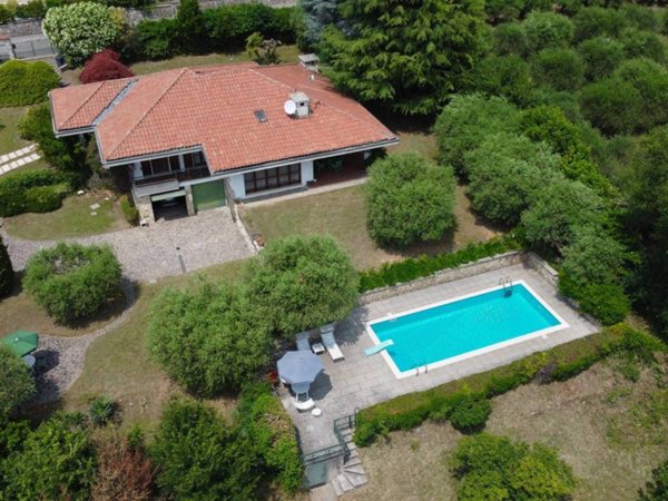 casa indipendente in vendita a Padenghe sul Garda