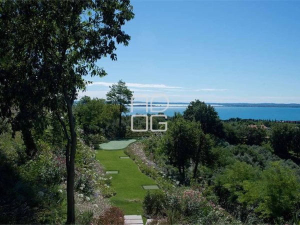 casa indipendente in vendita a Padenghe sul Garda