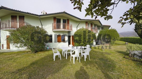 casa indipendente in vendita a Padenghe sul Garda