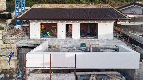 casa indipendente in vendita a Padenghe sul Garda