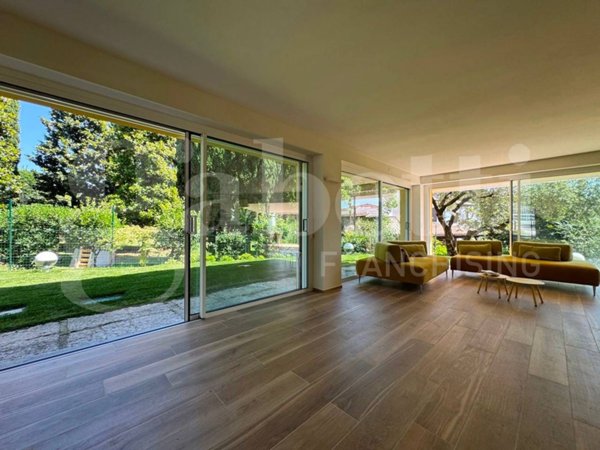 casa indipendente in vendita a Padenghe sul Garda