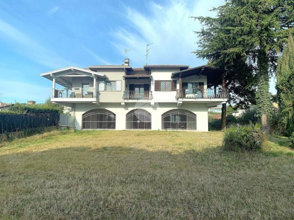 casa indipendente in vendita a Padenghe sul Garda