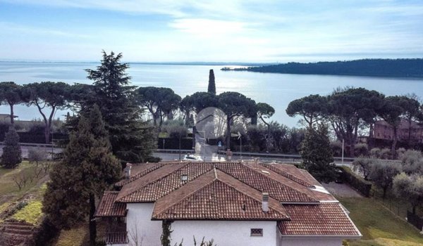 casa indipendente in vendita a Padenghe sul Garda