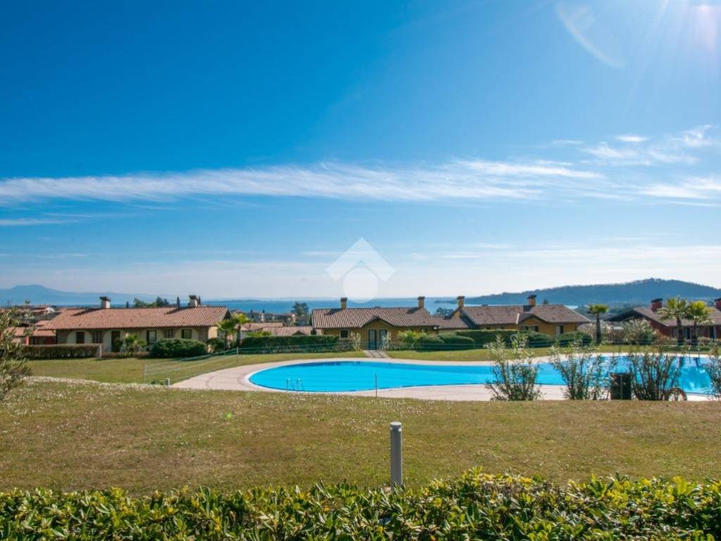 appartamento in vendita a Padenghe sul Garda