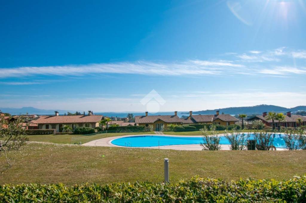 appartamento in vendita a Padenghe sul Garda