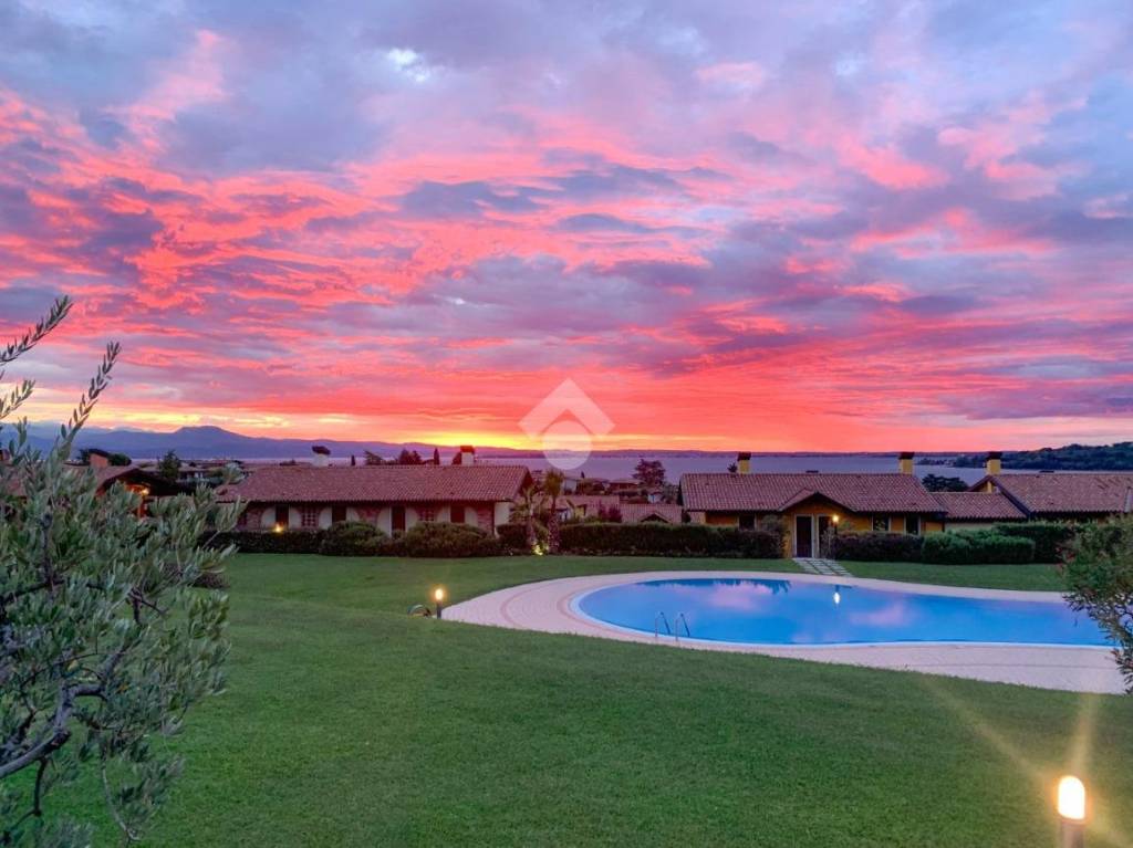 appartamento in vendita a Padenghe sul Garda